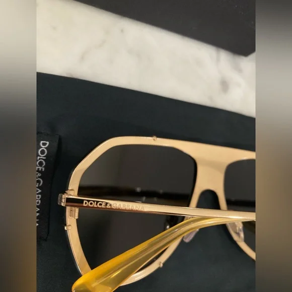 Dolce & Gabbana Gold 37mm Shield Sunglasses DG 2162 02/F9  display picture 3